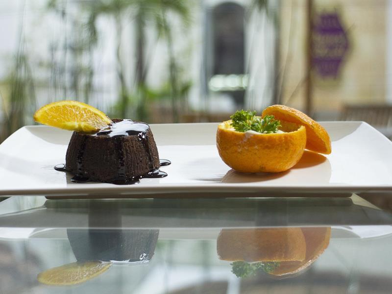 Amarelo Hotel Solo Dış mekan fotoğraf