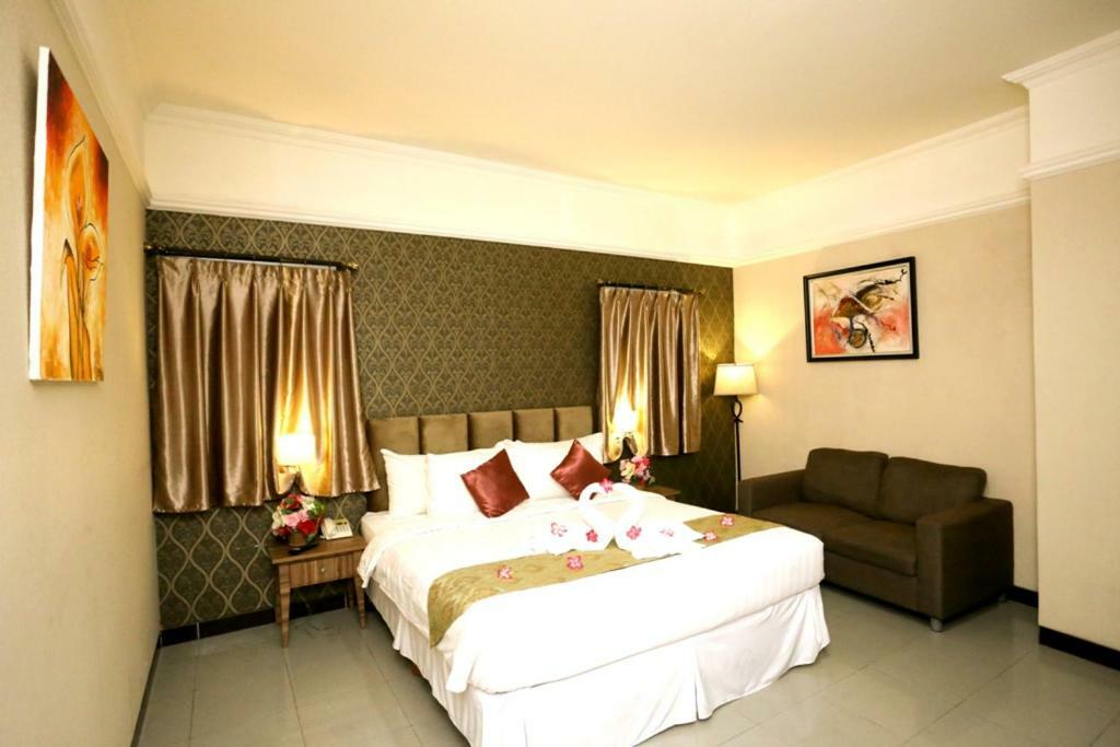 Amarelo Hotel Solo Dış mekan fotoğraf